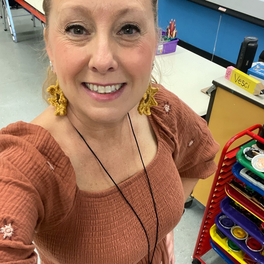 CMVesci is LIVE listing 🫶 Heart this listing to know when I’m live. - Picture 2 of 8